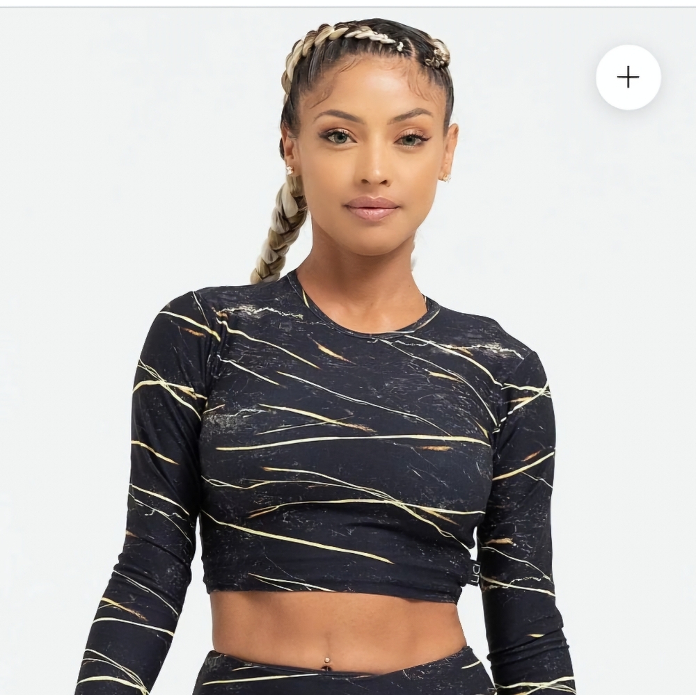 Lici Fit Tigers Eye Long Sleeve Crop Top